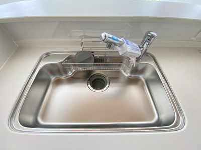 【キッチン】 | 南城市玉城糸数3期（全4棟）1号棟 | 1号棟　浄水器付き♪