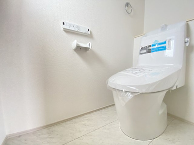 【トイレ】 | 南城市玉城糸数3期（全4棟）1号棟 | 1号棟　温水洗浄便座♪