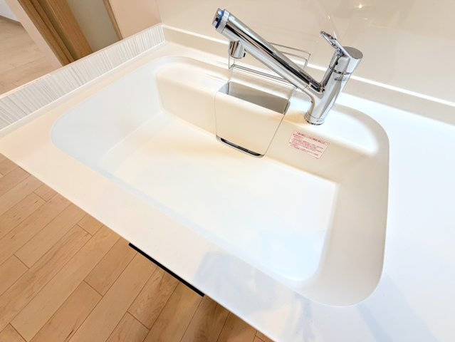 【キッチン】 | 長津田団地2号棟 | ◆広々したキッチンシンク。洗い物が多い時にも快適にご利用いただけます。
