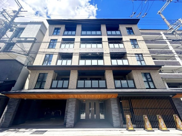 パラドール四条烏丸グレイス