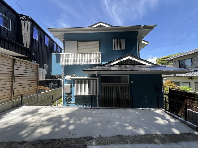 オーシャンビュー！海まで徒歩3分の内外装リノベーション済み戸建