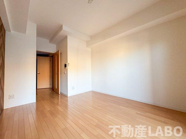 インプループ四天王寺の洋室