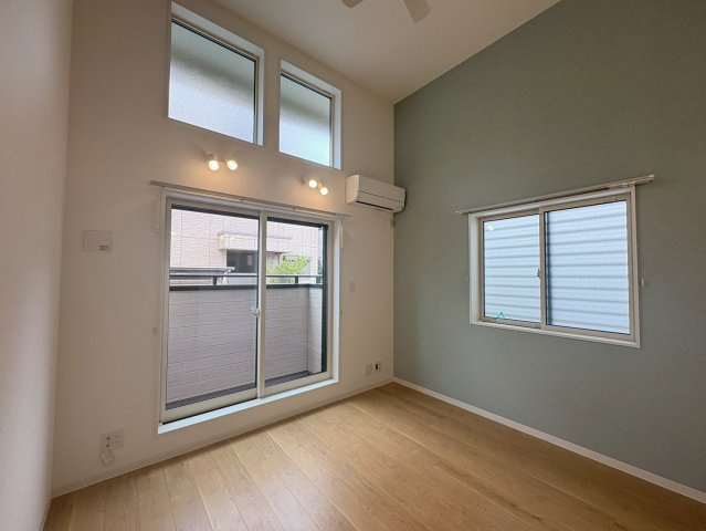 ピネーロ市川の居間・リビング