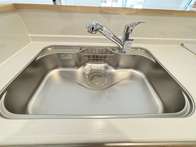 知立市昭和4-2-2『仲介手数料無料』新築戸建てのキッチン