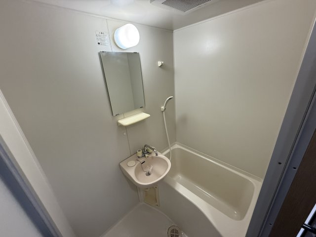 プレステージ天神の浴室