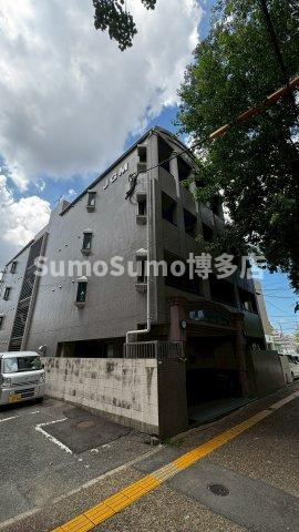 JGM高宮の外観|落ち着いた雰囲気の外観です