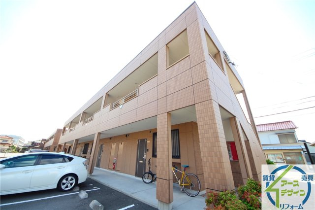 コーポ・サカシタの外観