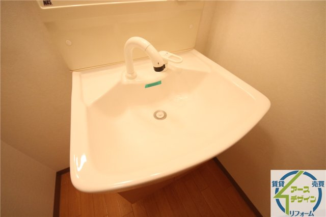 コーポ・サカシタの独立洗面台|※類似部屋