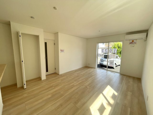 【新築戸建て】秋田市新藤田第1　2号棟の居間・リビング