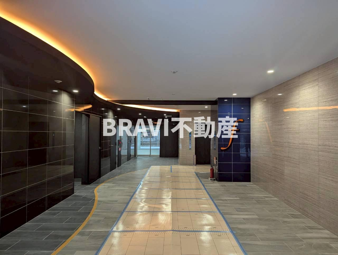 セレニテフラン谷町四丁目 BRAVI不動産のエントランス