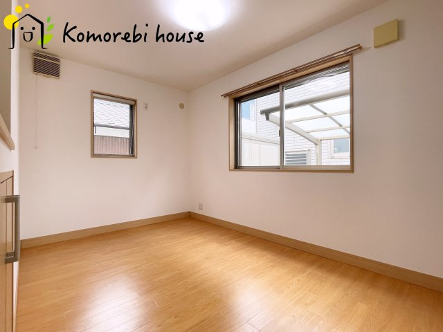 鴻巣市宮地　中古一戸建ての洋室|10/3　撮影済み