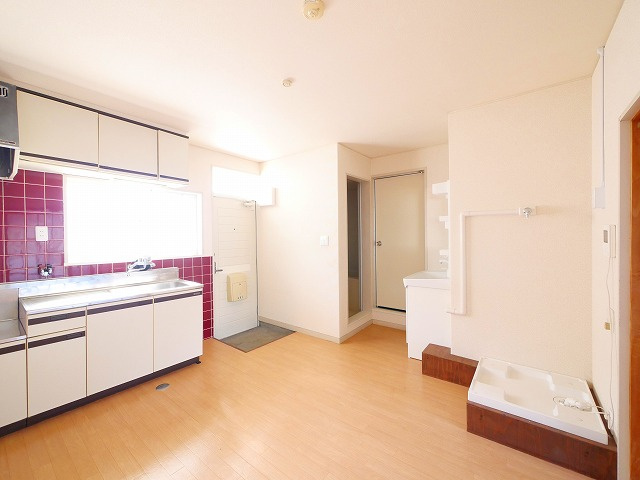 ドミール学園前の居間・リビング|ゆったりとした居間です