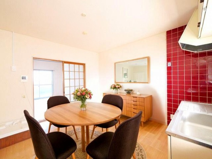 ドミール学園前の居間・リビング|CGで家具等を配置したもので家具等は含まれません