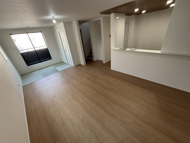 南区宇品東７丁目の居間・リビング