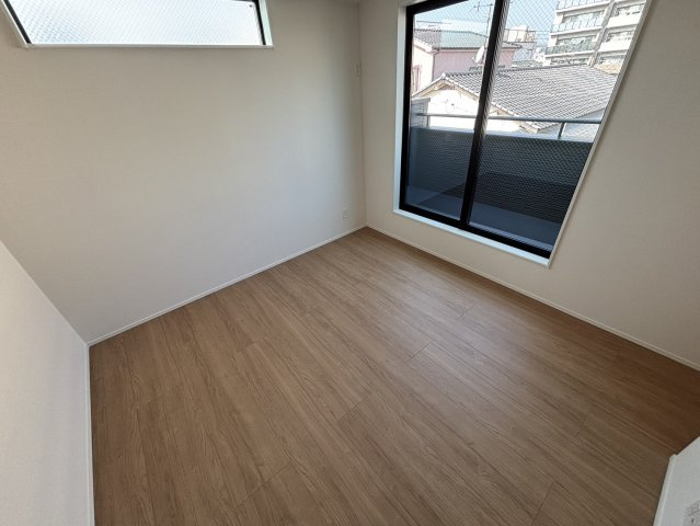 南区宇品東７丁目の洋室