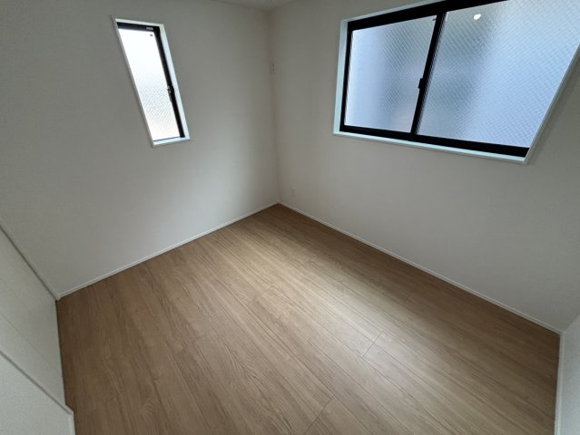 南区宇品東７丁目の洋室