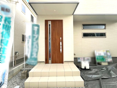 【玄関】 | 【20万円ｷｬｯｼｭﾊﾞｯｸ対象物件】リーブルガーデン北葛城郡河合町泉台2丁目3期全3棟 3号棟