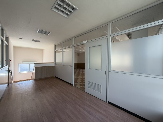 佐鳴台3丁目貸店舗事務所の内装