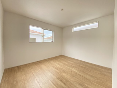 【洋室】 | 南城市玉城糸数3期（全4棟）2号棟 | 2号棟　洋室7.75帖＋WIC付き♪（WIC×2部屋）