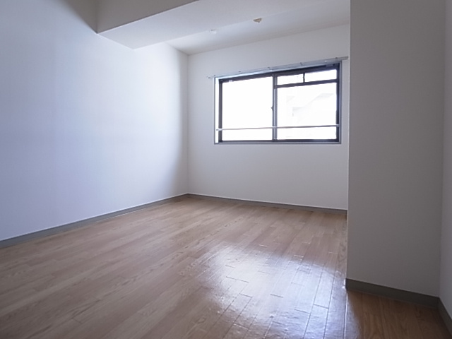 神戸市兵庫区浜崎通の賃貸マンション