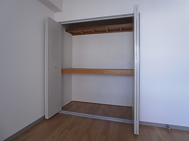 神戸市兵庫区浜崎通の賃貸マンションの収納