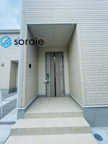 川越市南大塚４丁目　いろどりアイタウンの玄関|8/23　撮影