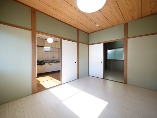 吉備津グリーンハイツの洋室