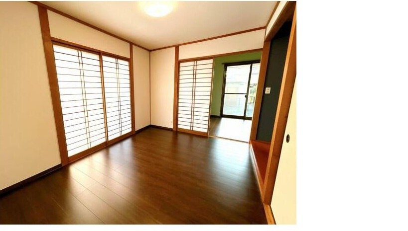 八代市古閑下町中古戸建の洋室