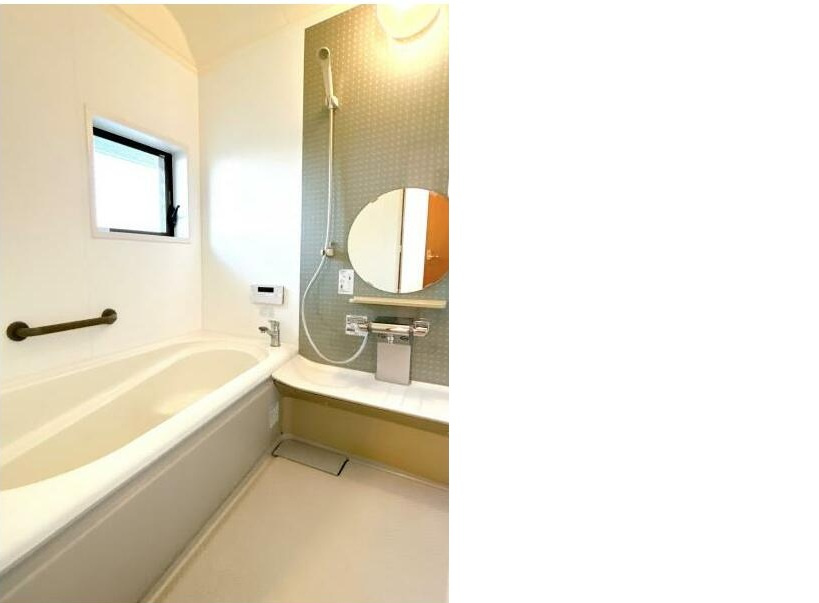 八代市古閑下町中古戸建の浴室