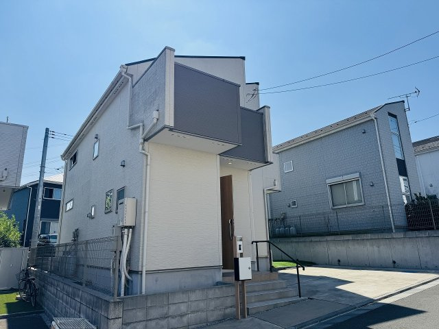 八王子市　石川町　中古戸建ての外観|～北八王子駅徒歩17分　閑静な住宅地内　3台駐車可能～