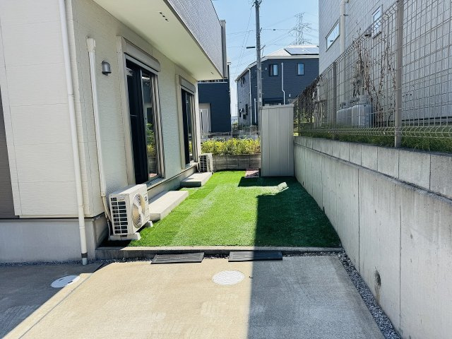 八王子市　石川町　中古戸建ての庭|～ガーデニングも楽しめる庭付き～