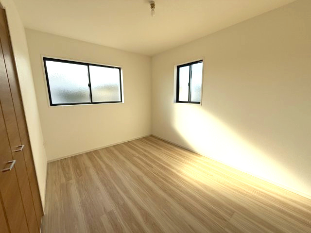 アーバンスタイル渋川市八木原１期　３号棟の洋室|２階洋室3です