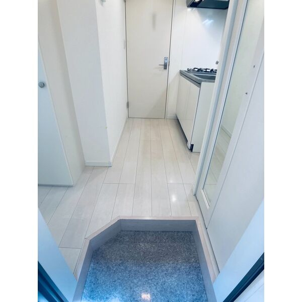 リヴェール　名古屋市賃貸　仲介手数料無料の玄関