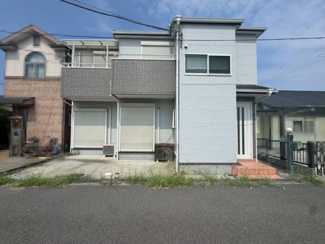 【外観】 | 下野町１丁目　中古戸建 | 南海本線「和泉大宮」駅まで徒歩１３分！毎日の通勤や通学に便利です♪