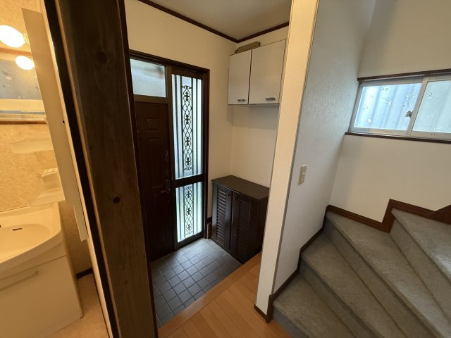 石橋４－１７貸家の玄関