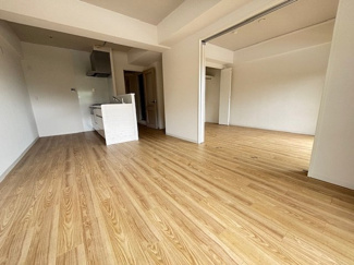 【居間・リビング】 | コンツェルトパーク古江（古江駅）【リフォーム済・中古マンション】 | 10.6帖リビング☆