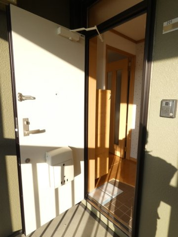 シティハイムロベリアの玄関