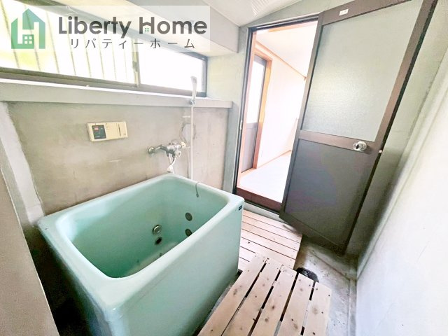 石岡市若宮4丁目　中古戸建の浴室