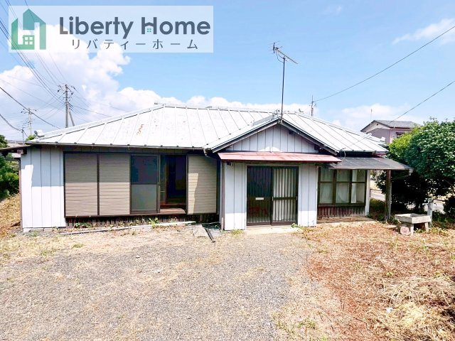 石岡市若宮4丁目　中古戸建の外観|ご予約をいただければ、『平日の空いた時間』『周辺物件まとめて見たい』『1件だけ見たい』ももちろん可能です♪
お気軽にお問合せください♪