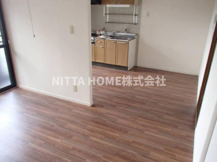 プリシェール姫髪の居間・リビング|リビングは12帖です☆