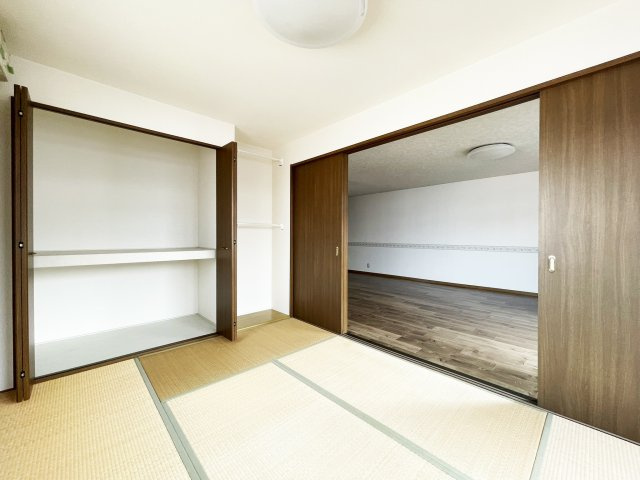 コンフォート山下の居間・リビング