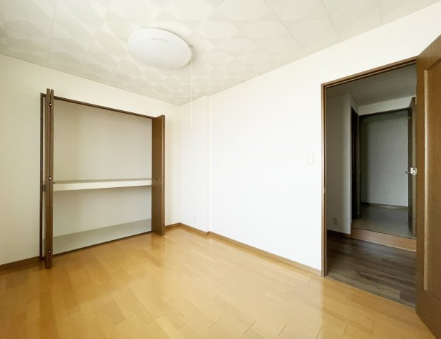 コンフォート山下の居間・リビング