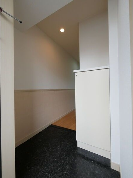 セントレイクセレブ代官町の玄関