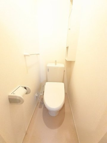 ひなたのトイレ|コンパクトで使いやすいトイレです