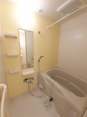 ひなたの浴室|コンパクトで使いやすいお風呂です