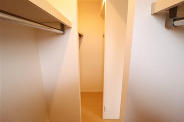 チェリーコートⅢの収納|ウォークインクローゼット