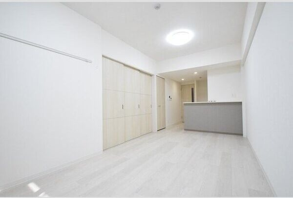 エターナ千里丘の居間・リビング