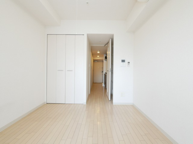 大阪市浪速区幸町３丁目の賃貸マンションの居間・リビング