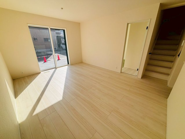 リナージュ／中央区出水6丁目第3期／2号棟の居間・リビング