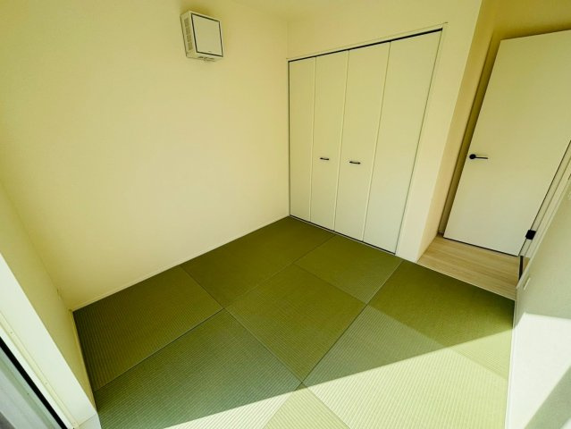 リナージュ／中央区出水6丁目第3期／2号棟の和室